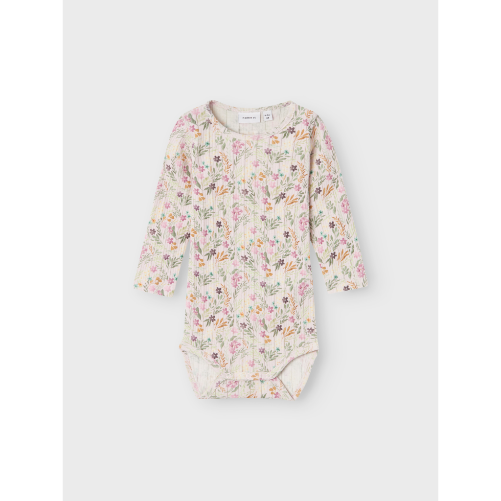 NAME IT - Festival Bloom Kejsa Body